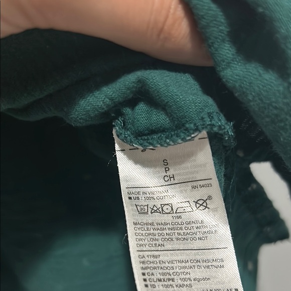 Old Navy Forest Green Polka Dot Long Sleeve Top - Picture 4 of 4